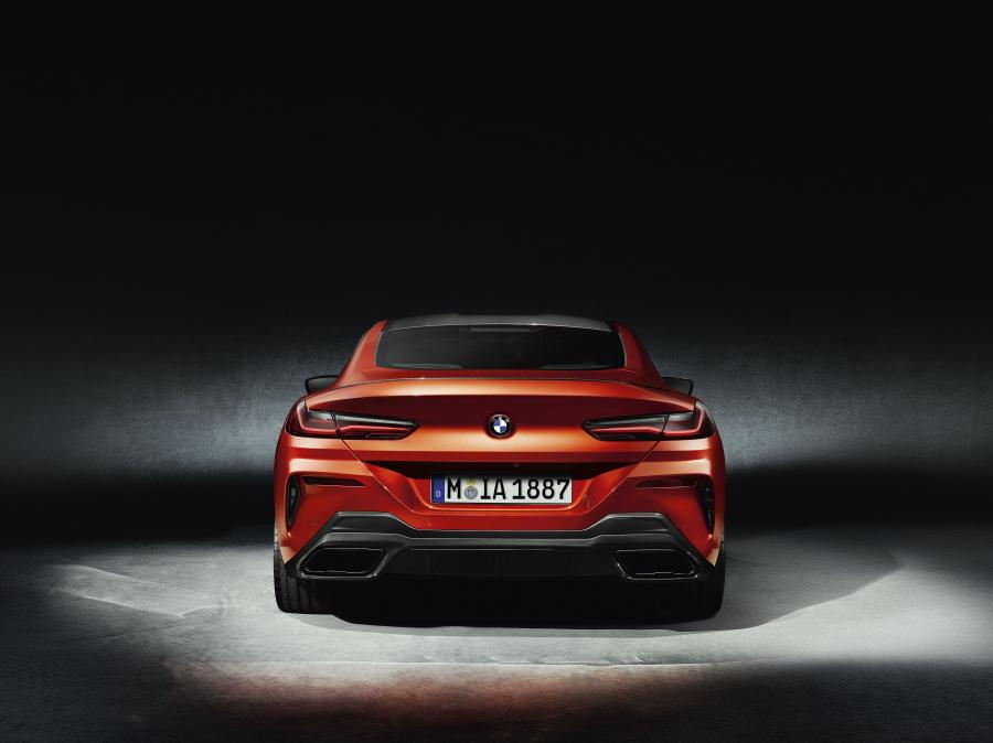  BMW M850i xDrive Carbon Package (G15) 2018 года  (WW) (фото 4 из 287)